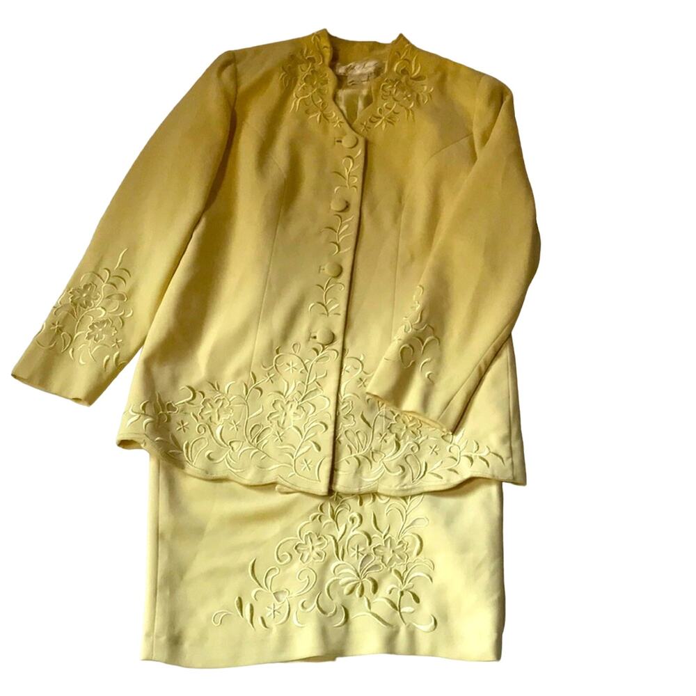 Fifth Sunday Pastel Yellow Suit. 6